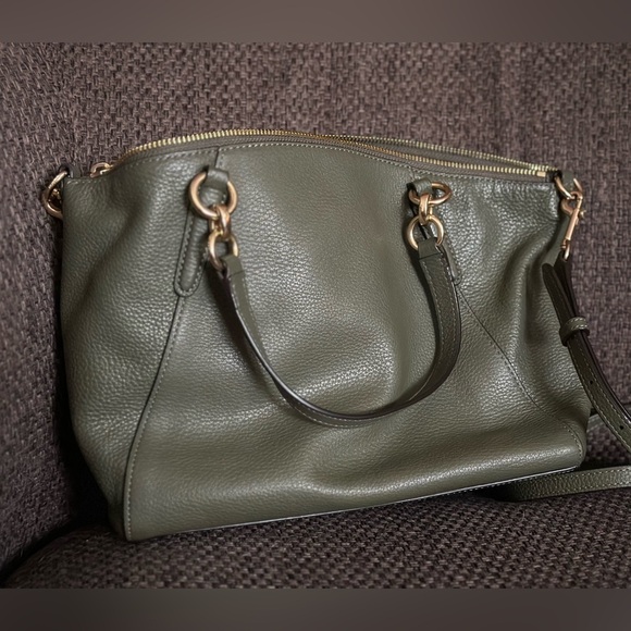 NWT Coach leather satchel - Picture 2 of 4